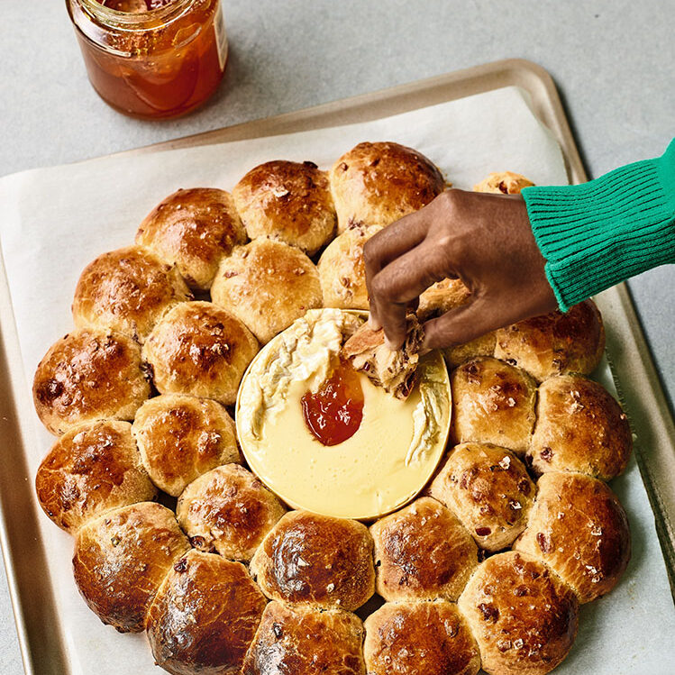 Cranberry and Chilli Brioche Wreath